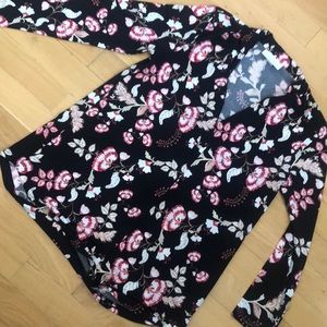 Floral dressy top NWT
